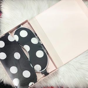 VS Eyemask & Pillowcase Gift Set